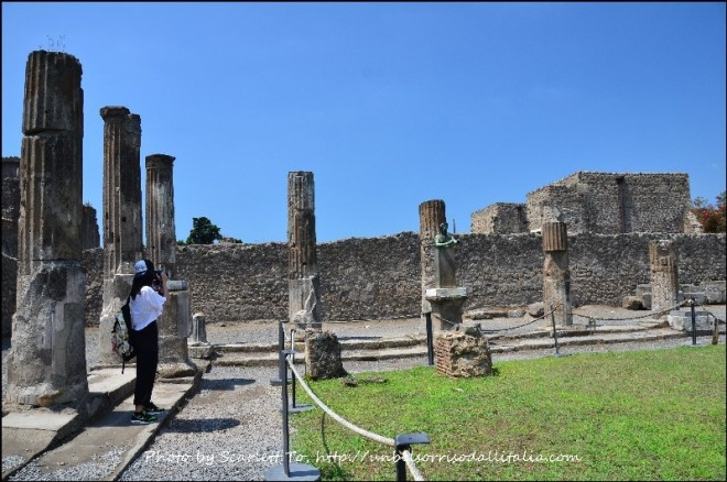Pompeii24