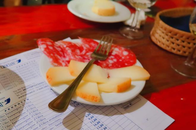 39982762_10156534257047836_1318448732445868032_o