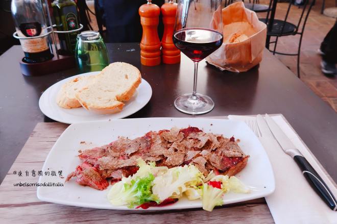 39984945_10156534237317836_4897965826591686656_o