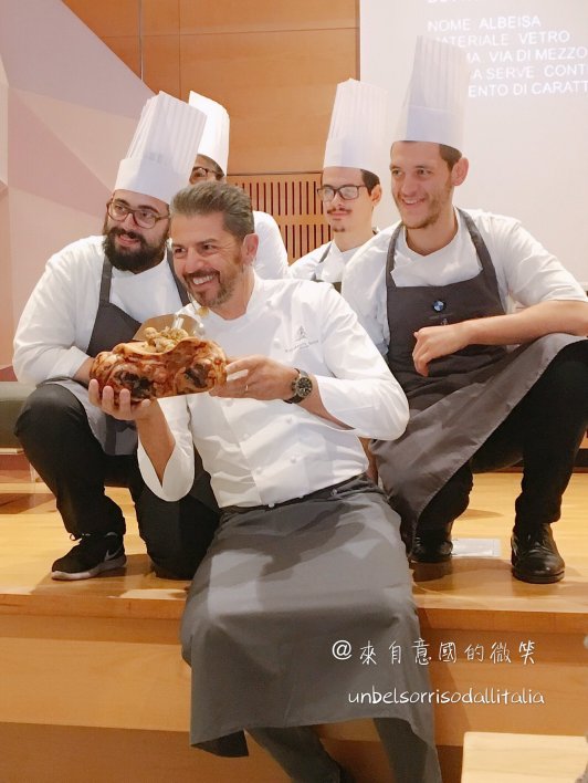 40694723_10156557735287836_743813895294025728_o