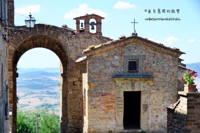 10volterra tuscany italy